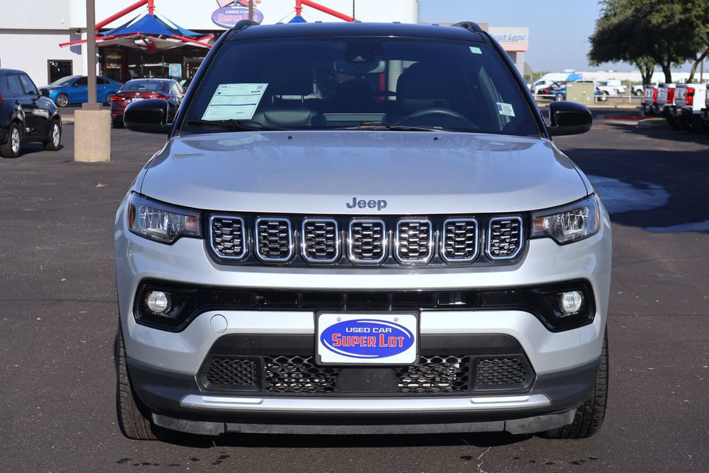Used 2025 Jeep Compass Limited AWD/4WD image 11