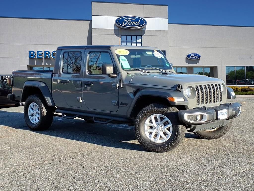 Used 2023 Jeep Gladiator Sport