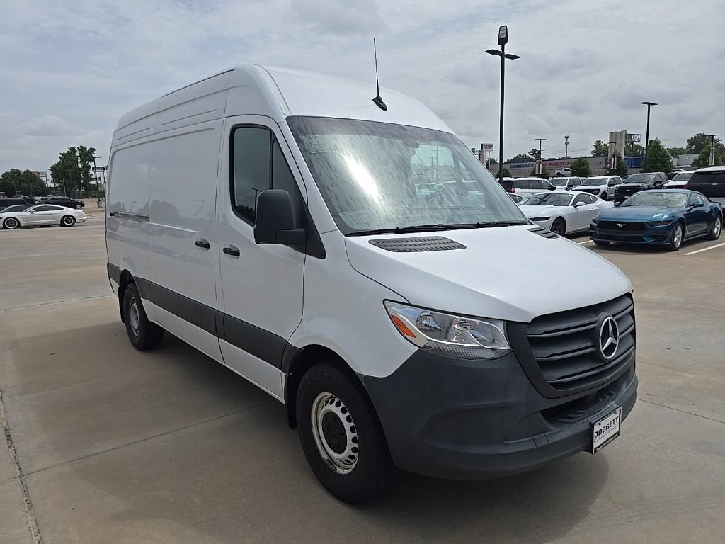 Used 2024 Mercedes-Benz Sprinter 2500 image 20