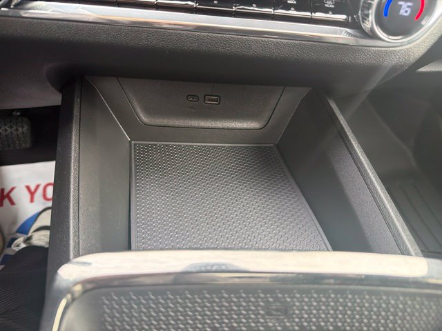 Used 2025 Chevrolet Equinox RS w/ Safety and Technology Package AWD/4WD image 33