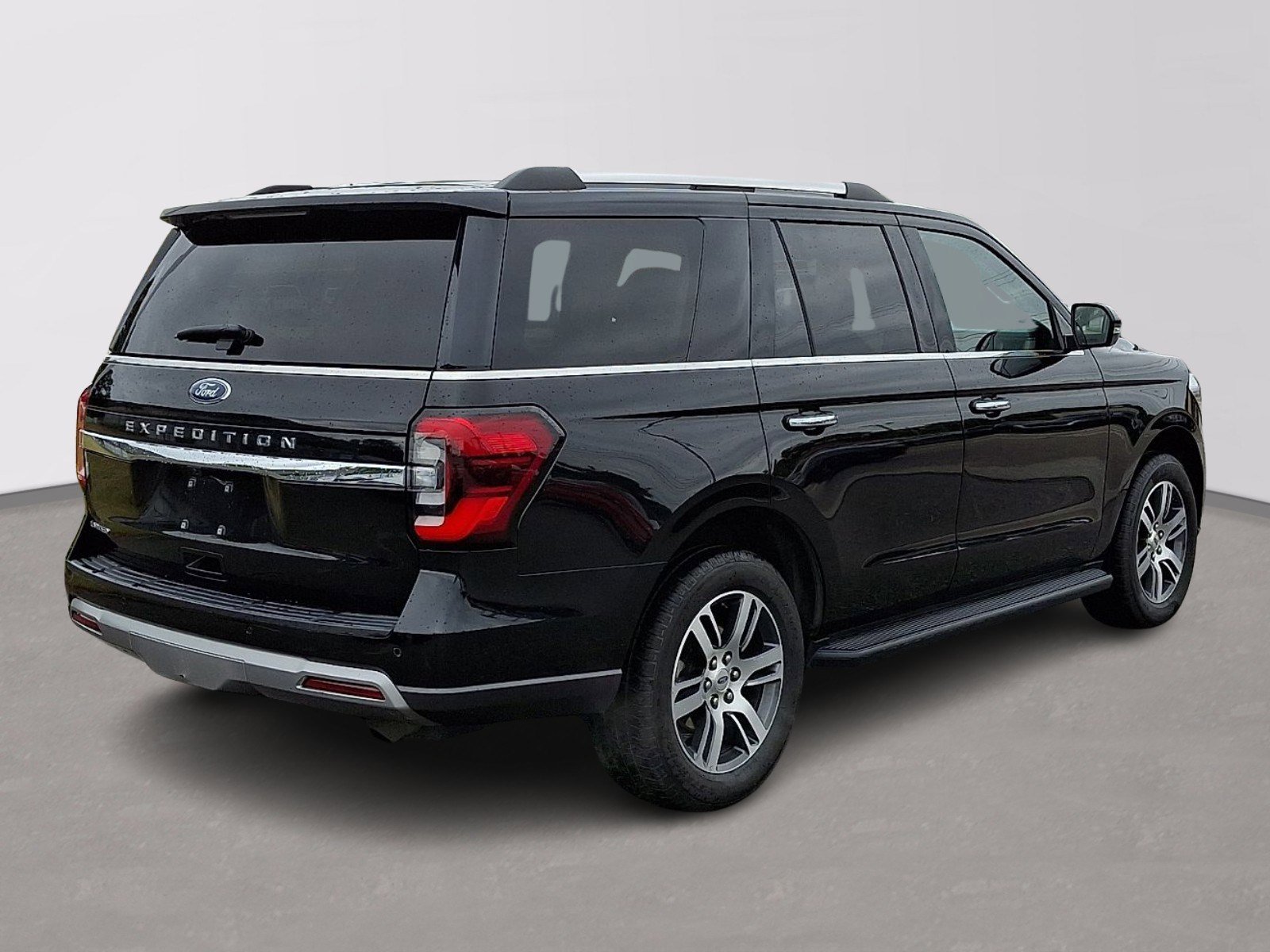 Certified 2024 Ford Expedition Limited AWD/4WD image 6