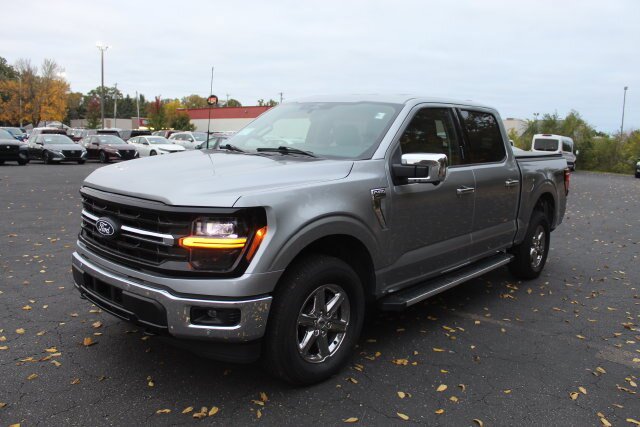 Certified 2024 Ford F150 XLT w/ Equipment Group 302A MID AWD/4WD image 8