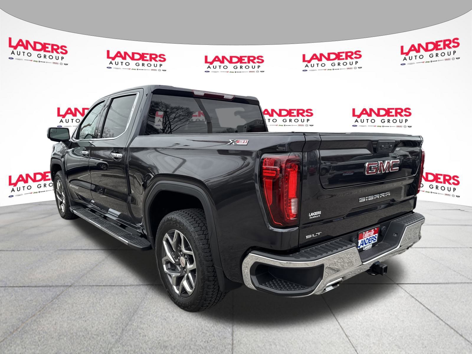 Used 2023 GMC Sierra 1500 SLT w/ SLT Premium Package image 3