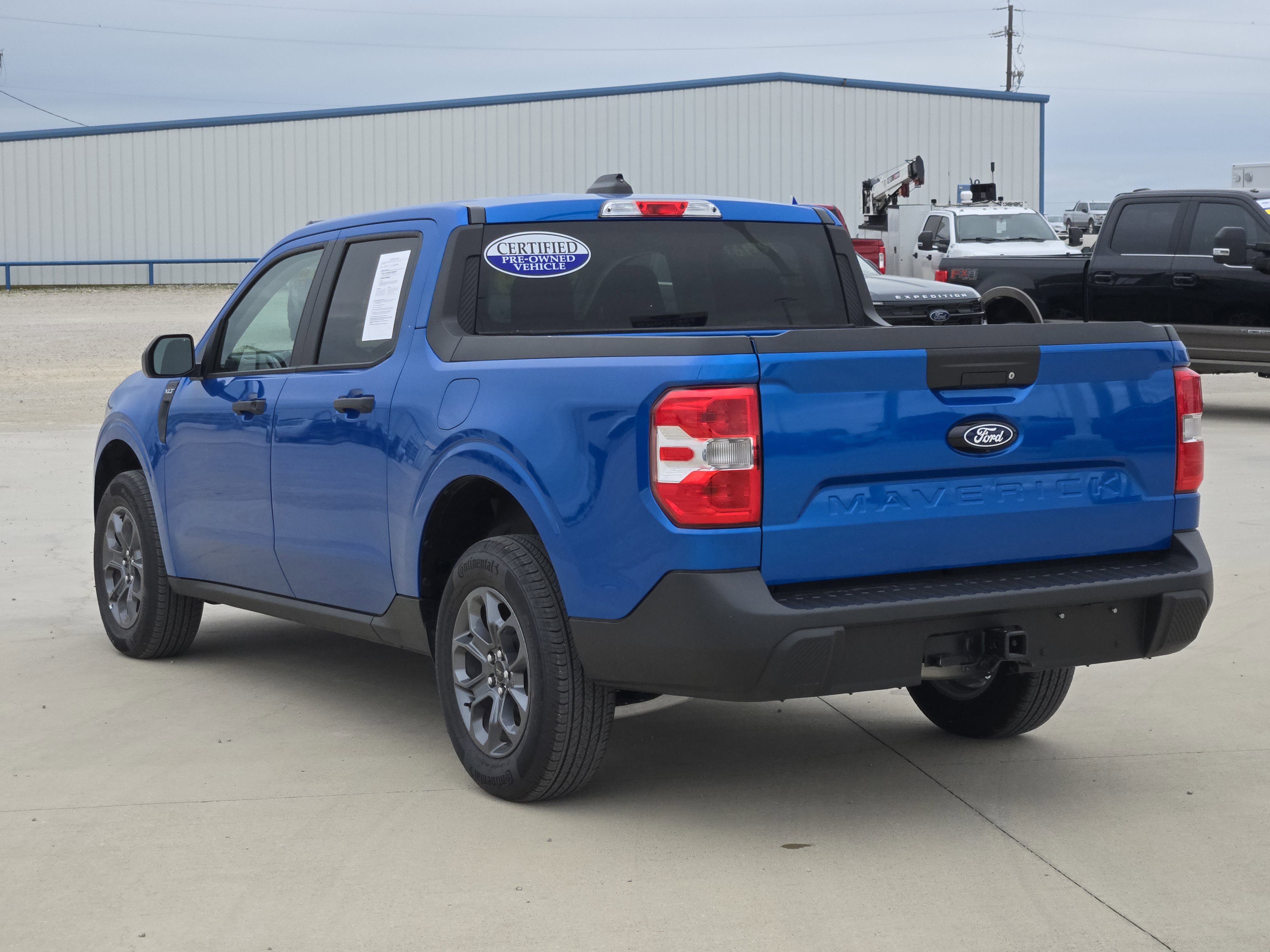 Certified 2025 Ford Maverick XLT w/ Equipment Group 302A AWD/4WD image 5