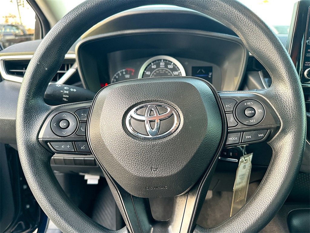 Used 2022 Toyota Corolla LE image 18