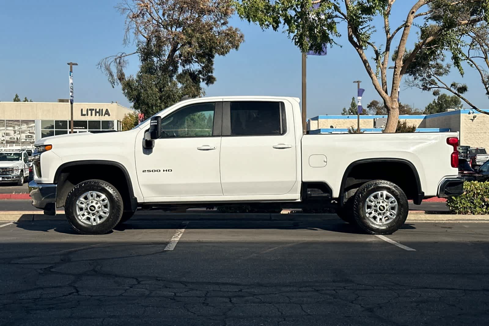 Used 2021 Chevrolet Silverado 2500 LT w/ Convenience Package RWD image 5