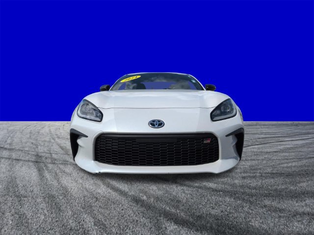 Used 2024 Toyota GR86 RWD image 9