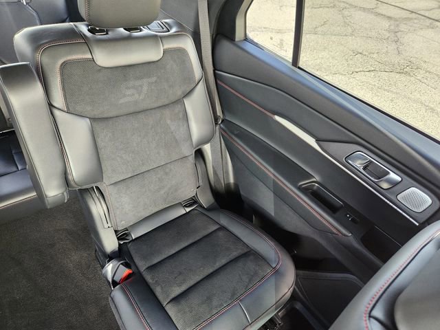 Certified 2025 Ford Explorer ST w/ Sun And Sound Package image 18