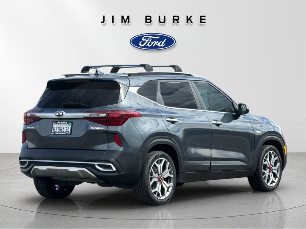 Used 2021 Kia Seltos SX w/ SX Sunroof Package AWD/4WD image 5