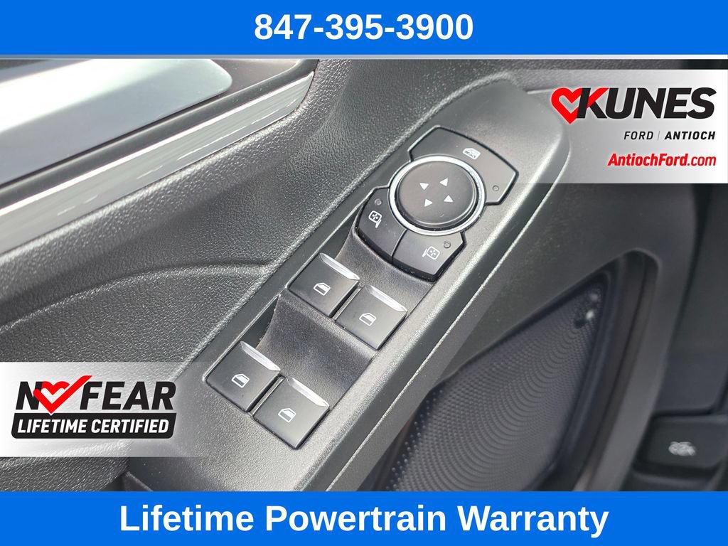 Certified 2024 Ford Escape Platinum AWD/4WD image 30