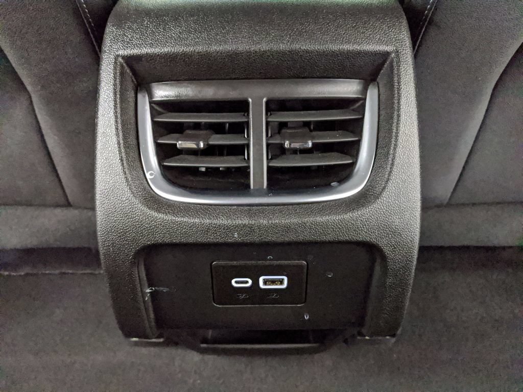 Used 2025 Chevrolet Blazer LT AWD/4WD image 18