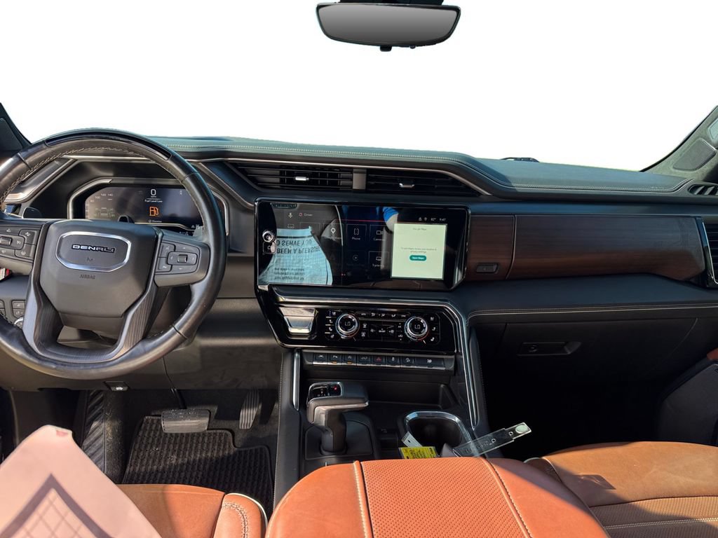 Used 2024 GMC Sierra 1500 Denali Ultimate AWD/4WD image 14