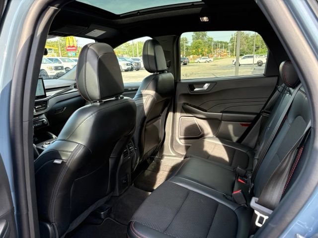 Certified 2025 Ford Escape ST-Line Select w/ Tech Pack #1 AWD/4WD image 19
