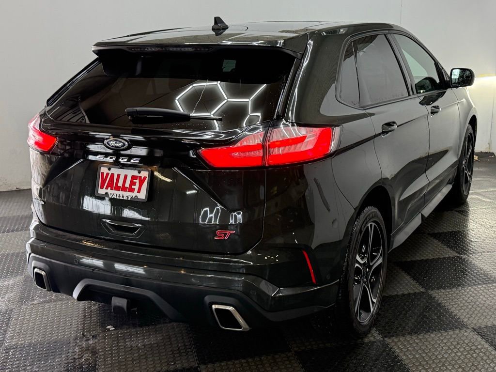 Certified 2022 Ford Edge ST w/ Equipment Group 401A image 26