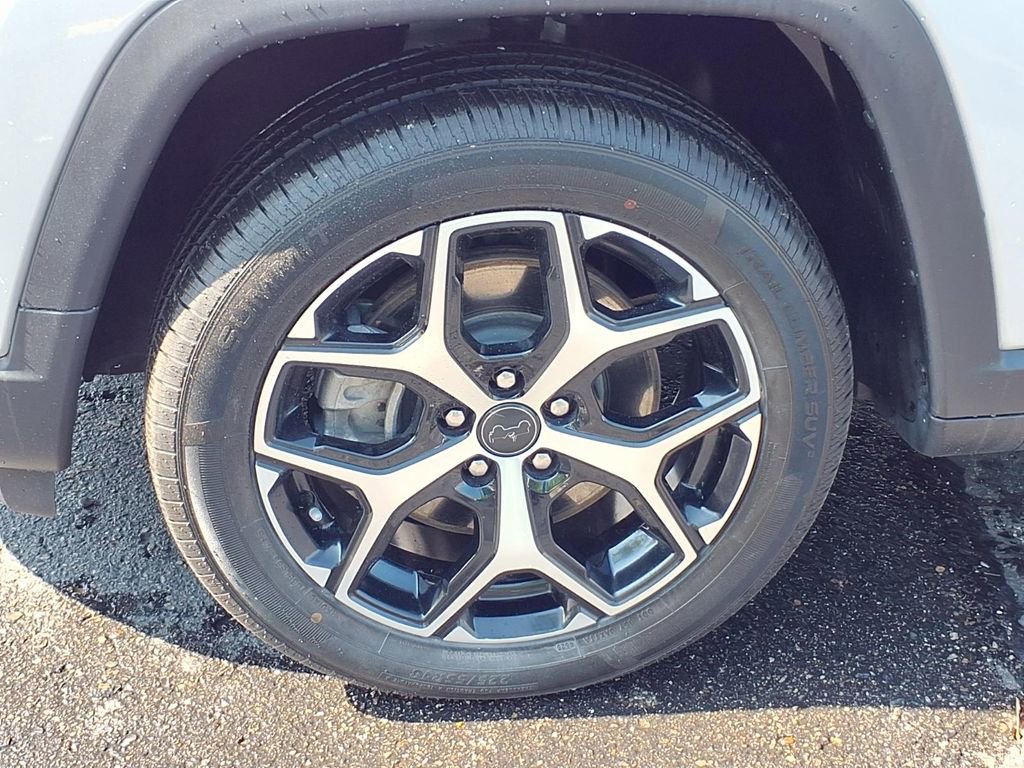 Used 2025 Jeep Compass Limited AWD/4WD image 24