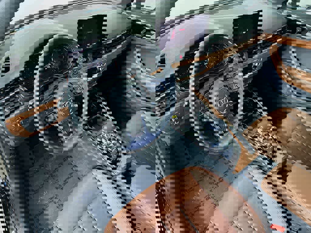 Used 2020 Audi A4 2.0T Premium w/ Convenience Package image 9