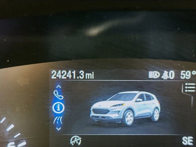 Certified 2020 Ford Escape SE image 12