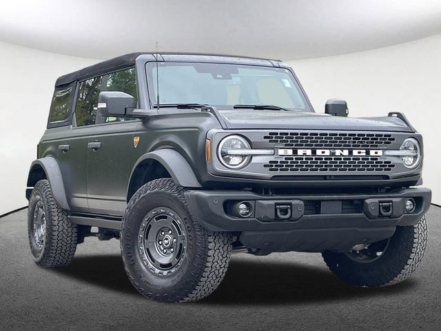 Certified 2025 Ford Bronco Badlands w/ Matte Film Protection Package AWD/4WD image 2