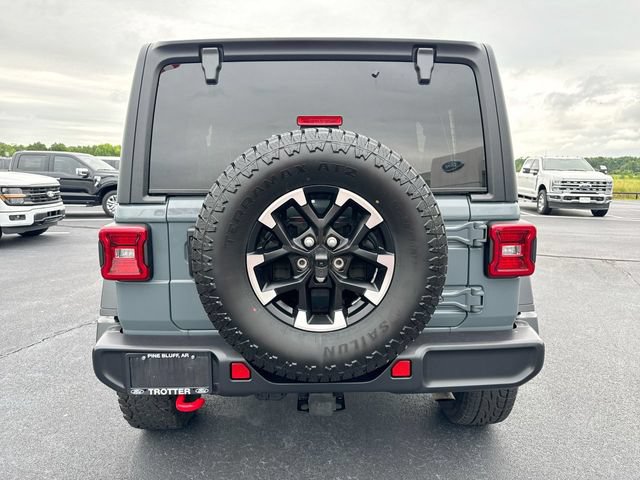 Used 2025 Jeep Wrangler Unlimited Rubicon AWD/4WD image 24