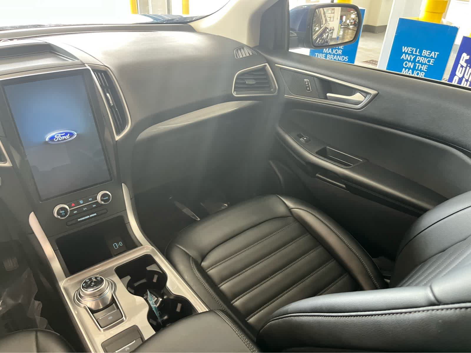 Certified 2024 Ford Edge SEL w/ Convenience Package AWD/4WD image 14