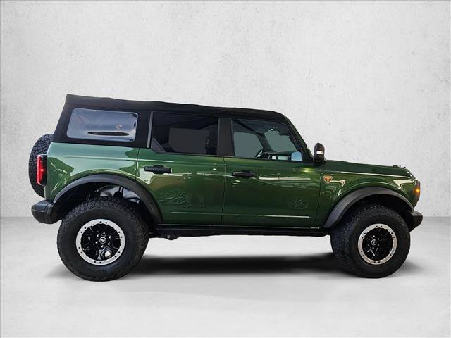 Certified 2022 Ford Bronco Badlands w/ Sasquatch Package AWD/4WD image 4