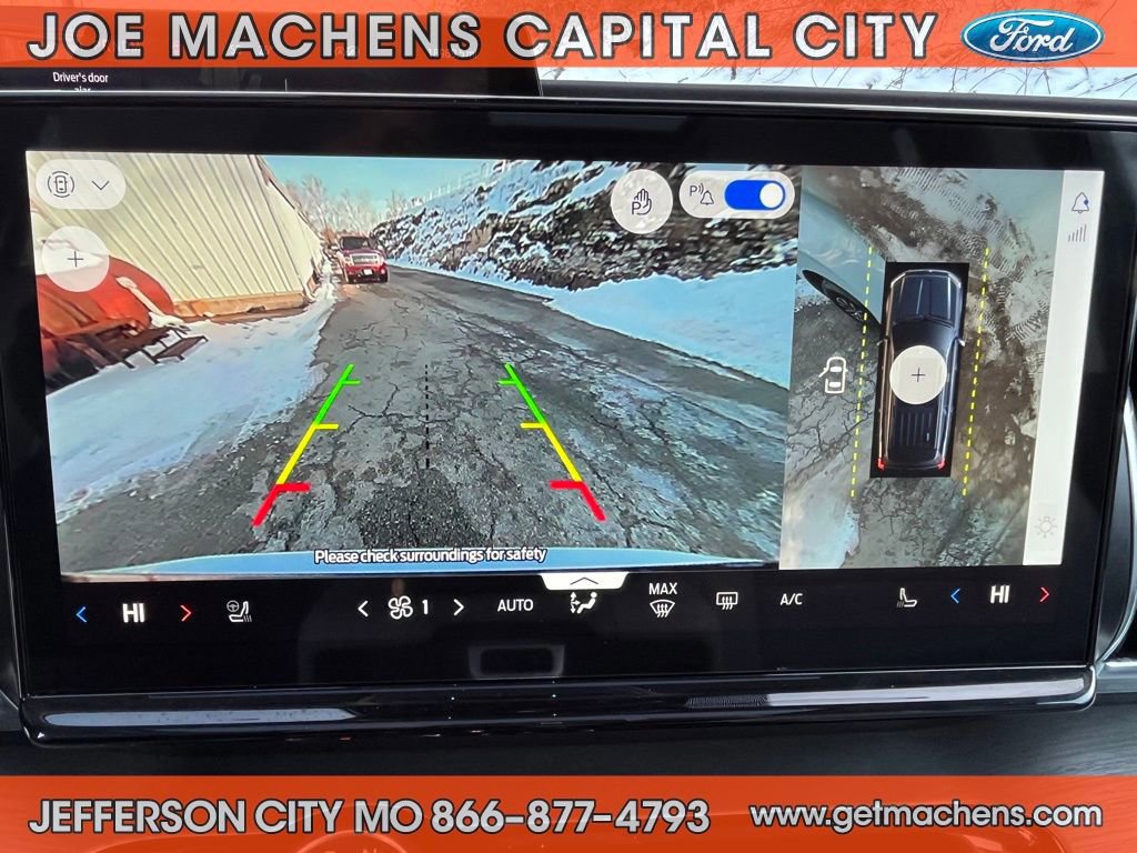 Certified 2025 Ford Expedition Max Platinum image 25