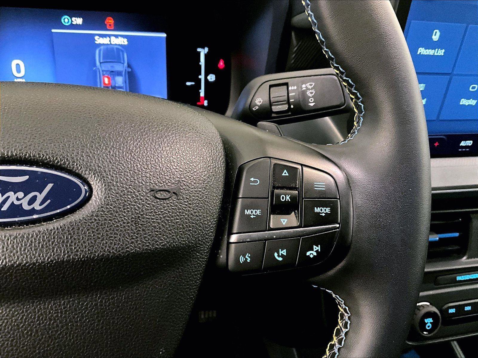 Certified 2025 Ford Maverick Lobo AWD/4WD image 18