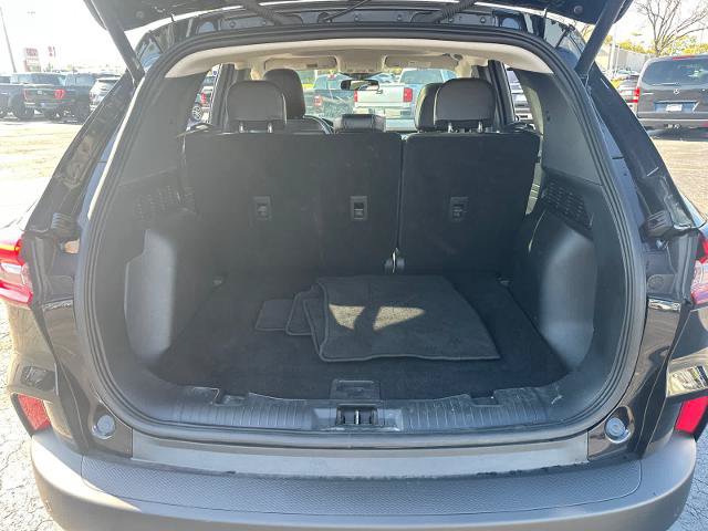 Certified 2025 Ford Escape Platinum AWD/4WD image 33