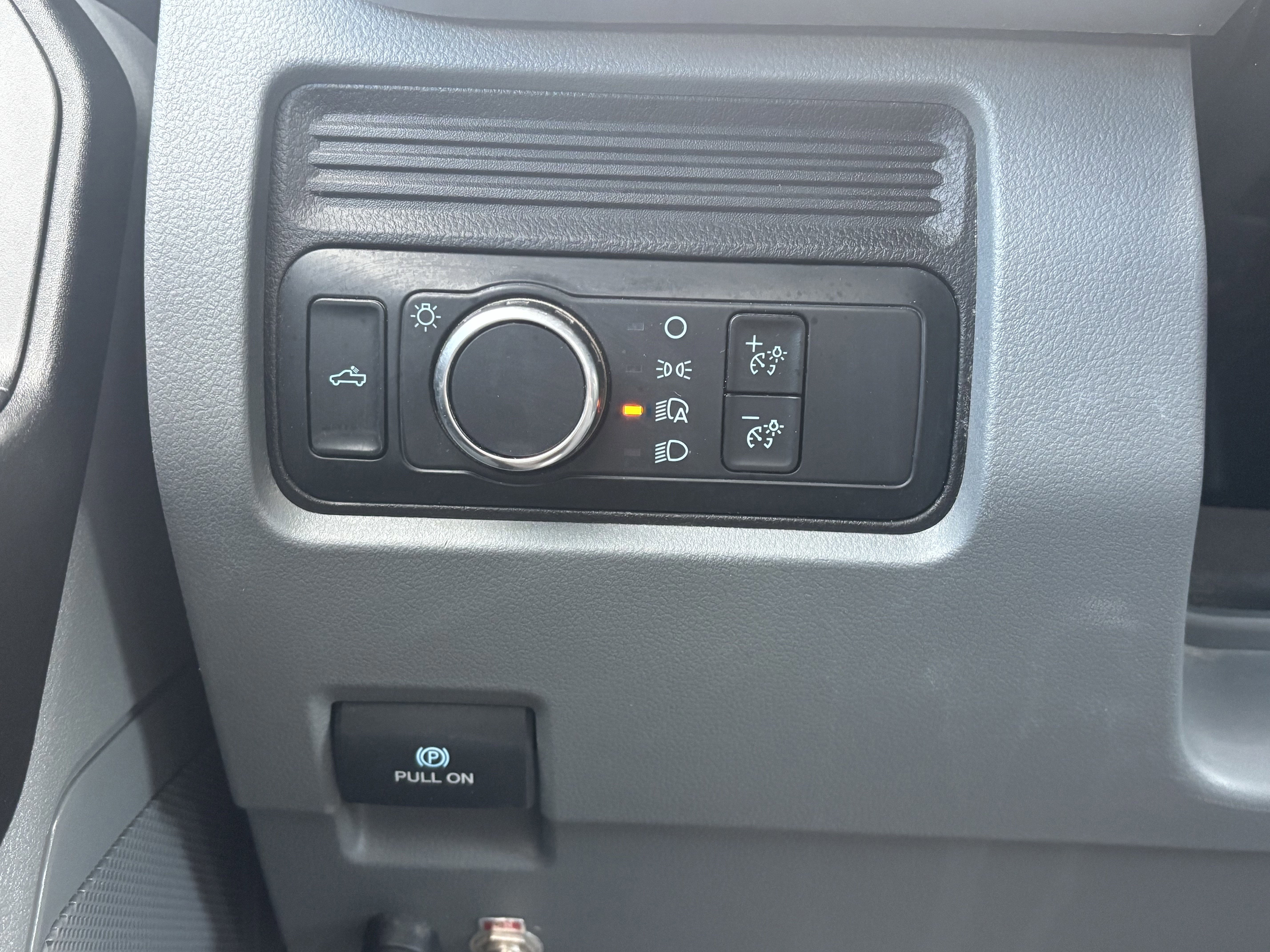 Certified 2024 Ford F350 XL image 29