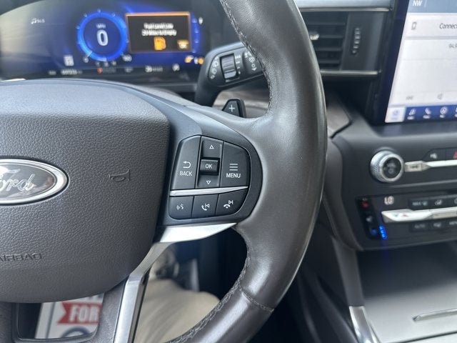 Certified 2020 Ford Explorer Platinum w/ Premium Technology Package AWD/4WD image 21