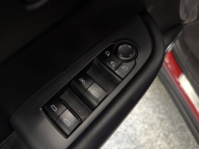 Used 2025 Buick Enclave Preferred image 9