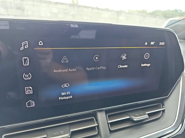 Used 2024 Chevrolet Trax RS w/ Sunroof Package FWD image 26