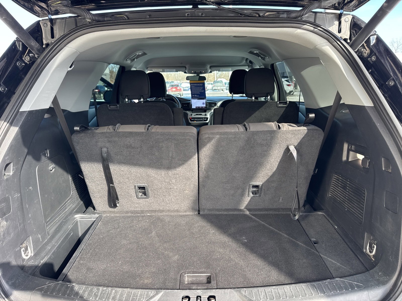 Certified 2023 Ford Explorer XLT image 37