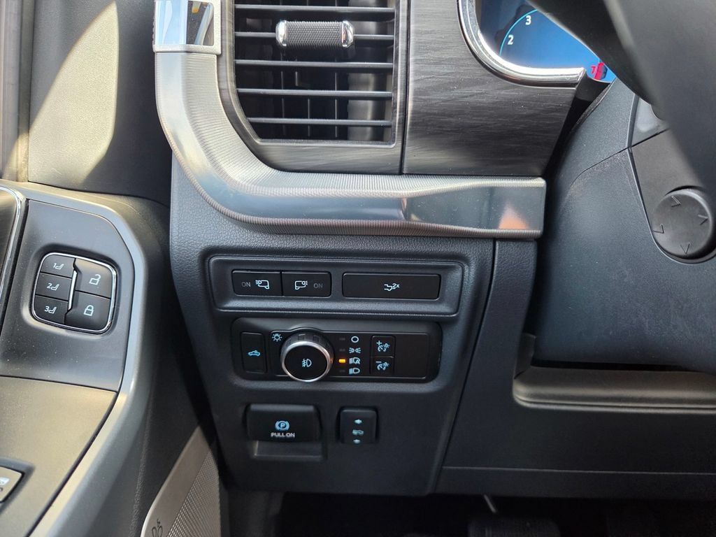 Certified 2024 Ford F150 Lariat AWD/4WD image 24