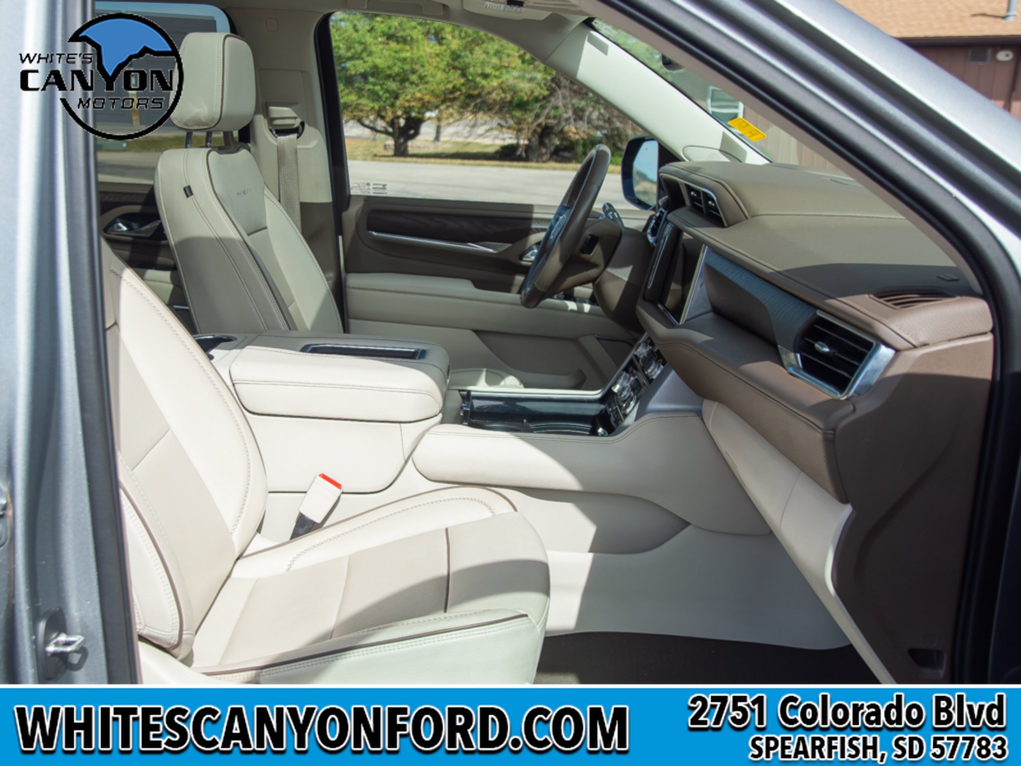 Used 2023 GMC Yukon XL Denali AWD/4WD image 22