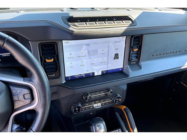 Certified 2024 Ford Bronco Badlands AWD/4WD image 8