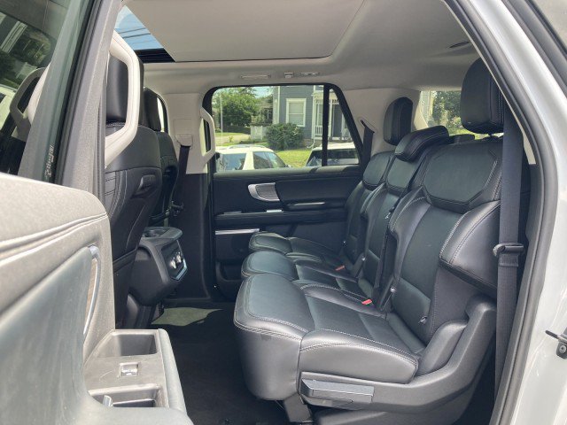 Certified 2025 Ford Expedition Max Platinum AWD/4WD image 16