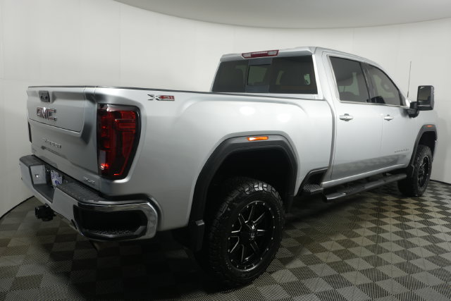 Used 2022 GMC Sierra 2500 SLE w/ SLE Value Package; AWD/4WD image 3