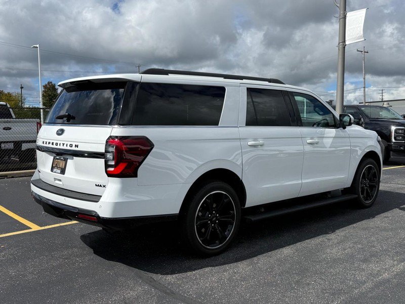 Certified 2023 Ford Expedition Max Limited AWD/4WD image 3