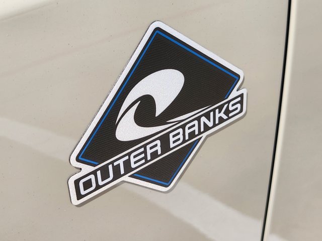 Certified 2025 Ford Bronco Outer Banks AWD/4WD image 11