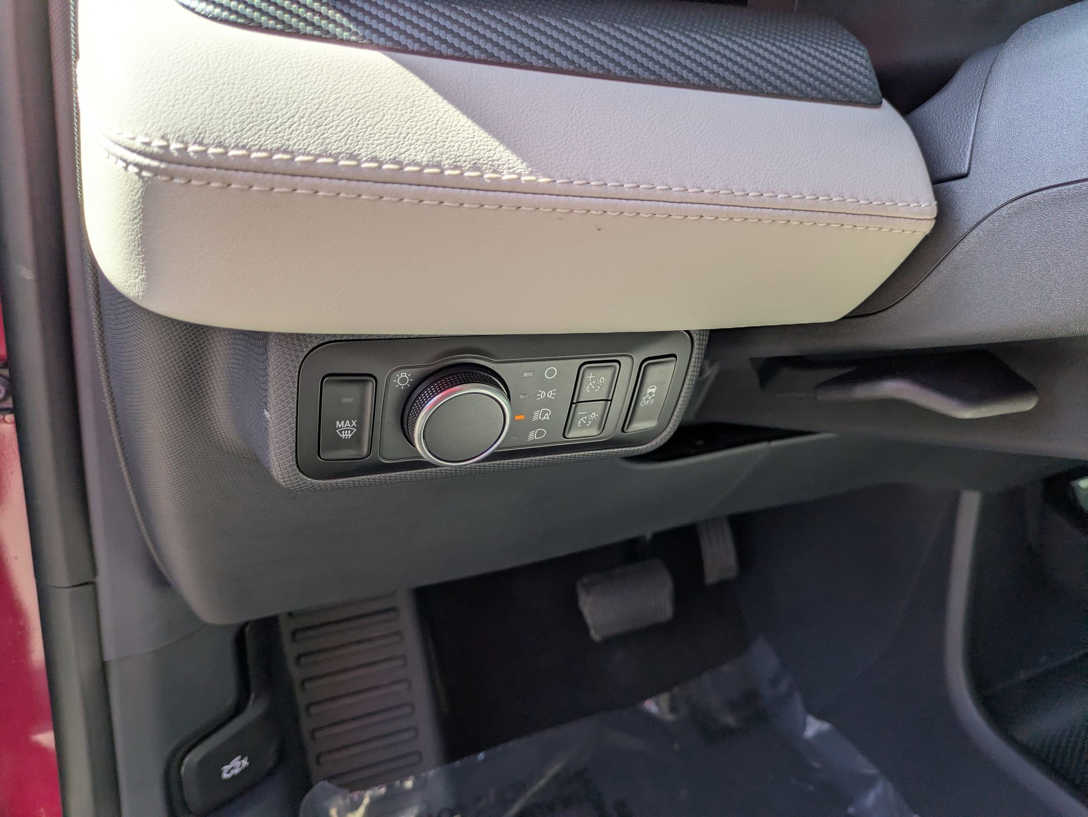 Certified 2025 Ford Mustang Mach-E Premium image 18