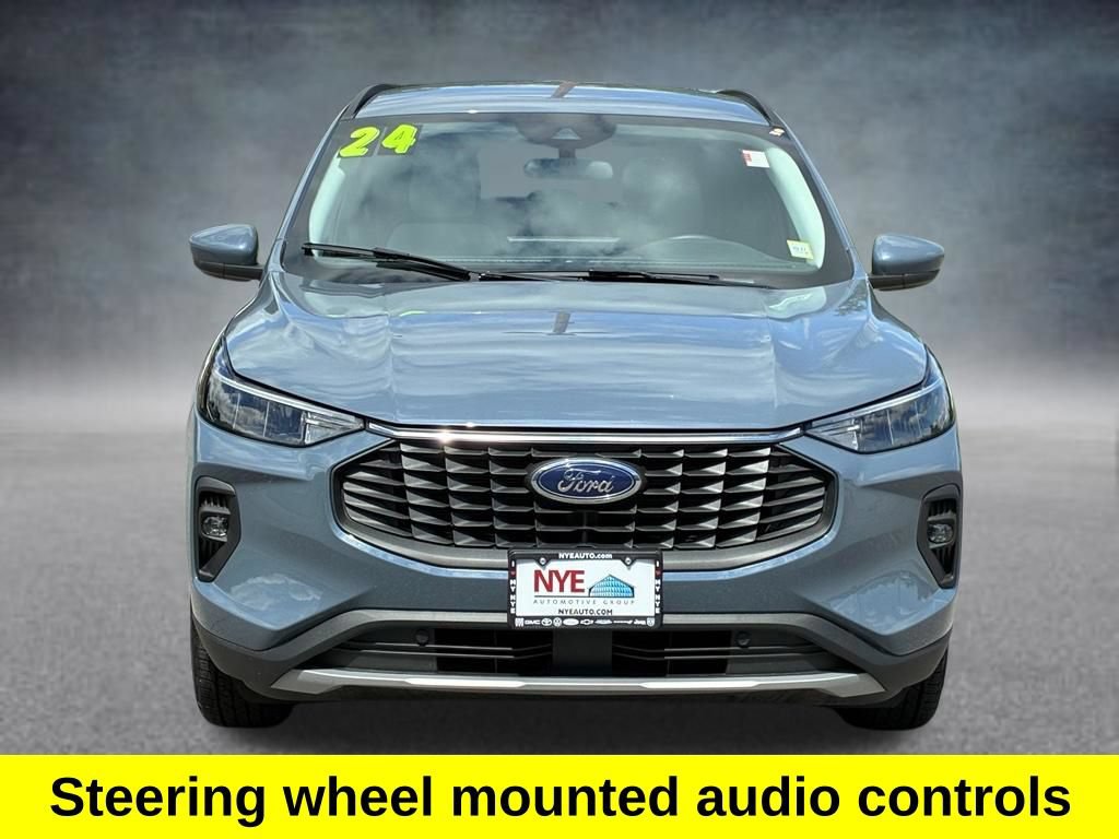 Certified 2024 Ford Escape SE FWD image 9