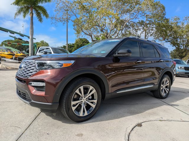 Certified 2020 Ford Explorer Platinum w/ Premium Technology Package image 7