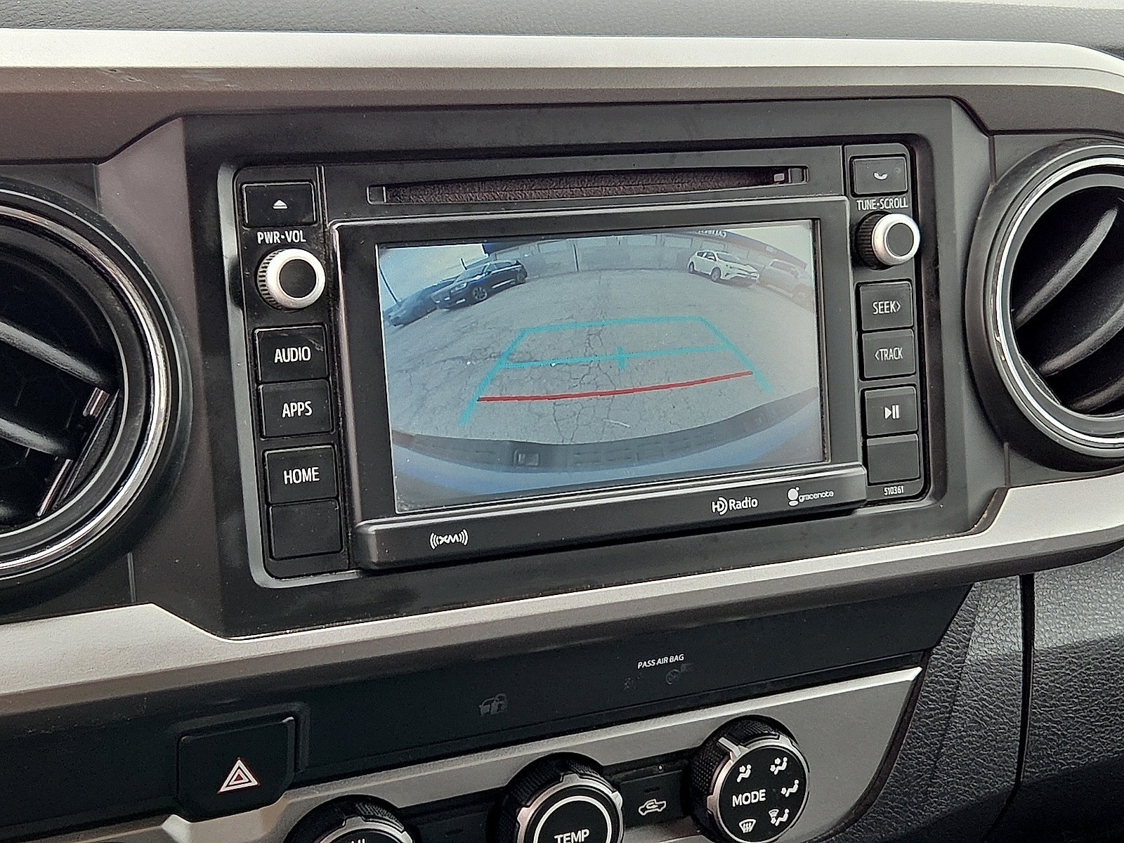 Used 2019 Toyota Tacoma SR5 AWD/4WD image 20