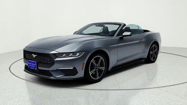 Certified 2024 Ford Mustang Convertible RWD image 3
