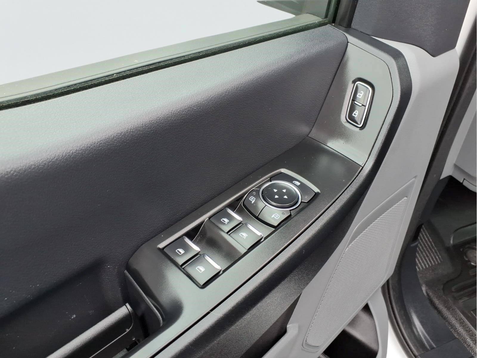 Certified 2026 Ford F250 XL AWD/4WD image 26
