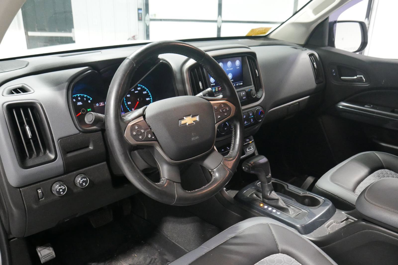 Used 2019 Chevrolet Colorado Z71 image 9