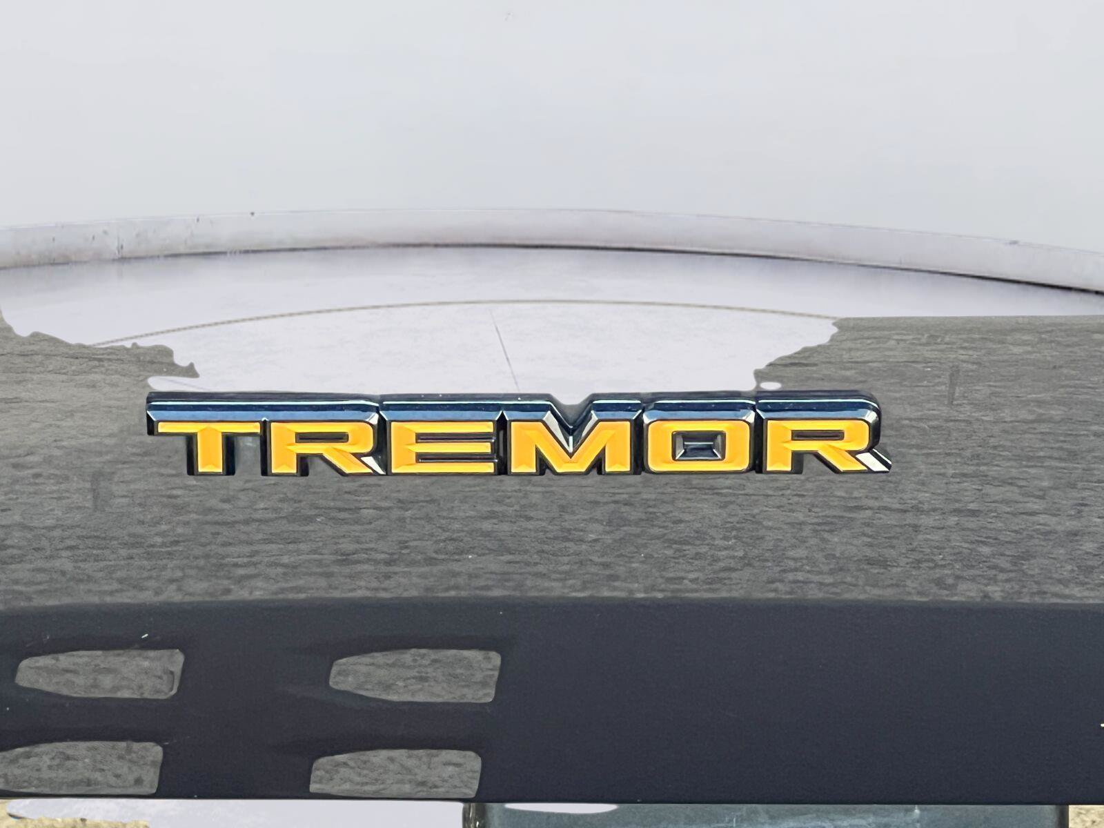 Certified 2025 Ford Expedition Tremor AWD/4WD image 9