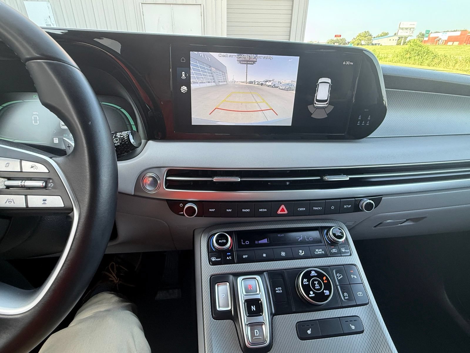 Used 2025 Hyundai Palisade SEL AWD/4WD image 16