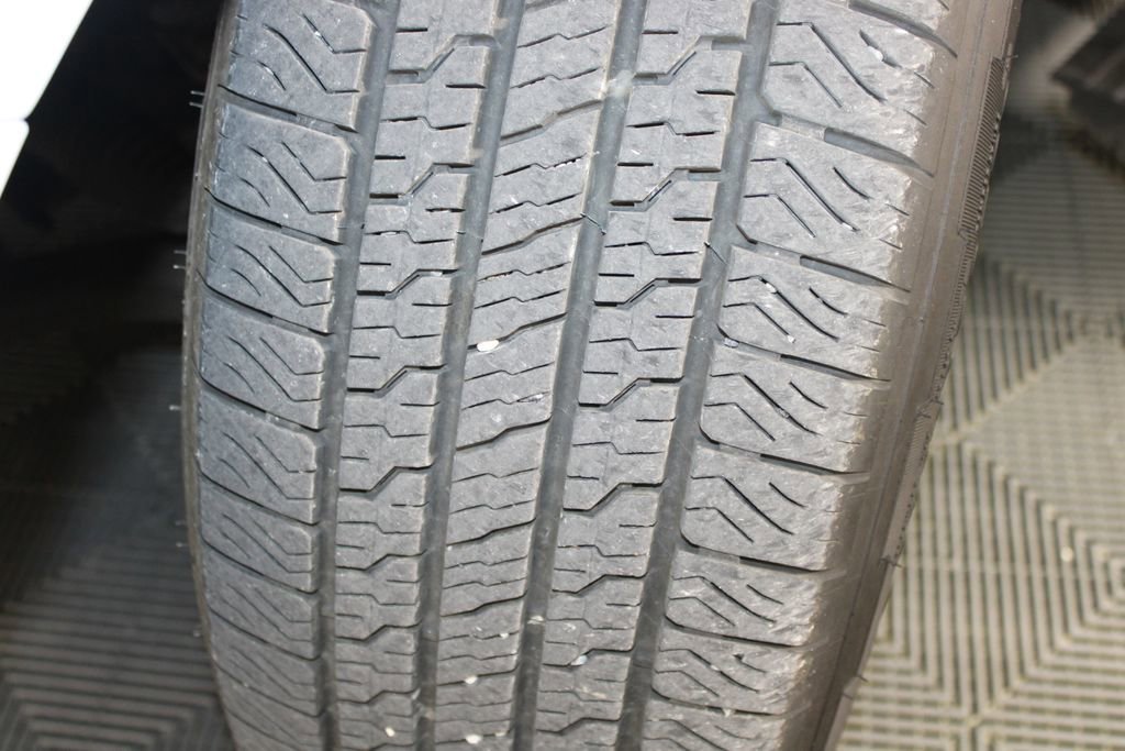 Certified 2025 Ford Expedition Platinum image 25